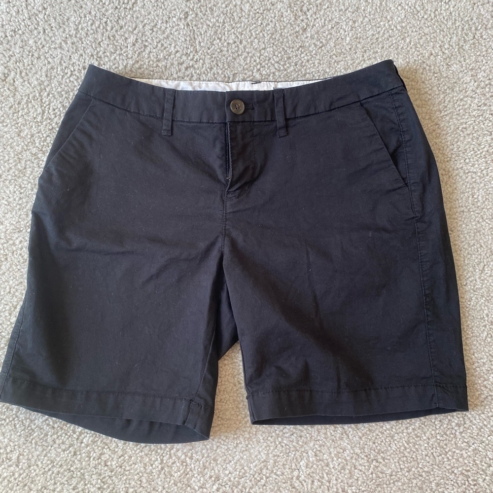 Old Navy Black Khaki shorts size 2